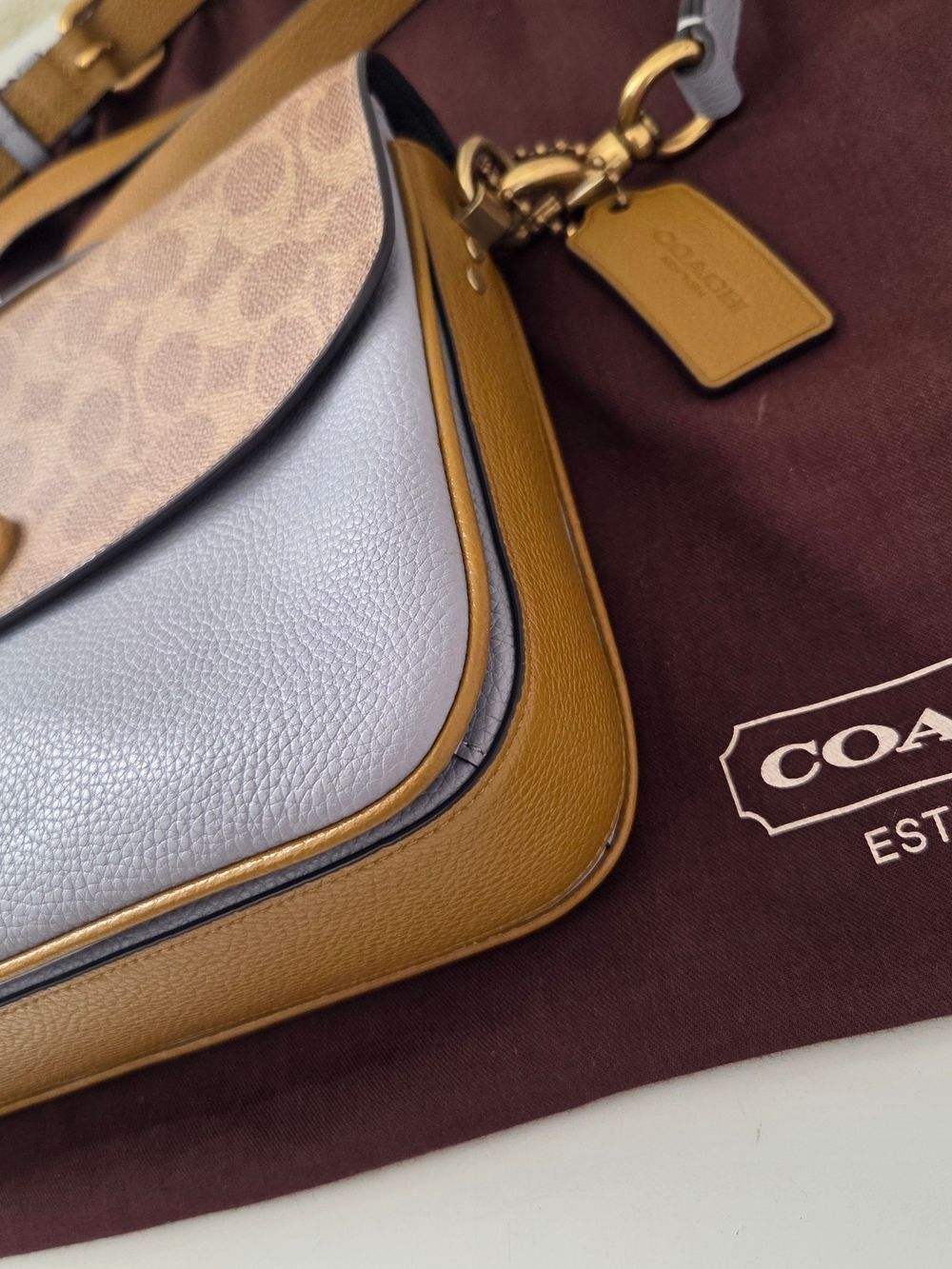 Coach Cassie Crossbody In Signature Blocking Blue/Tan - Picture 3 of 12